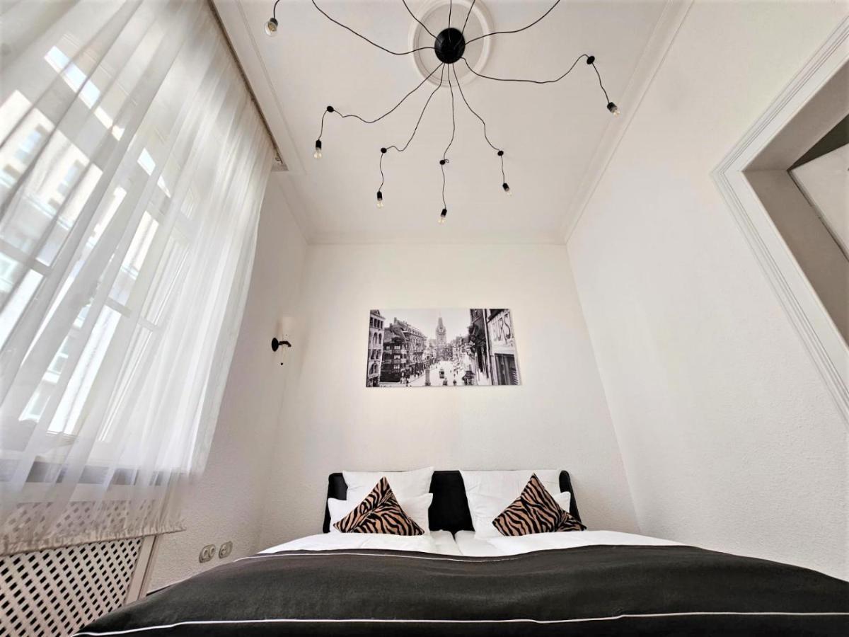 Historical Luxury Homes - Stadtvilla Mit Jacuzzi Und Garten 弗赖堡 外观 照片