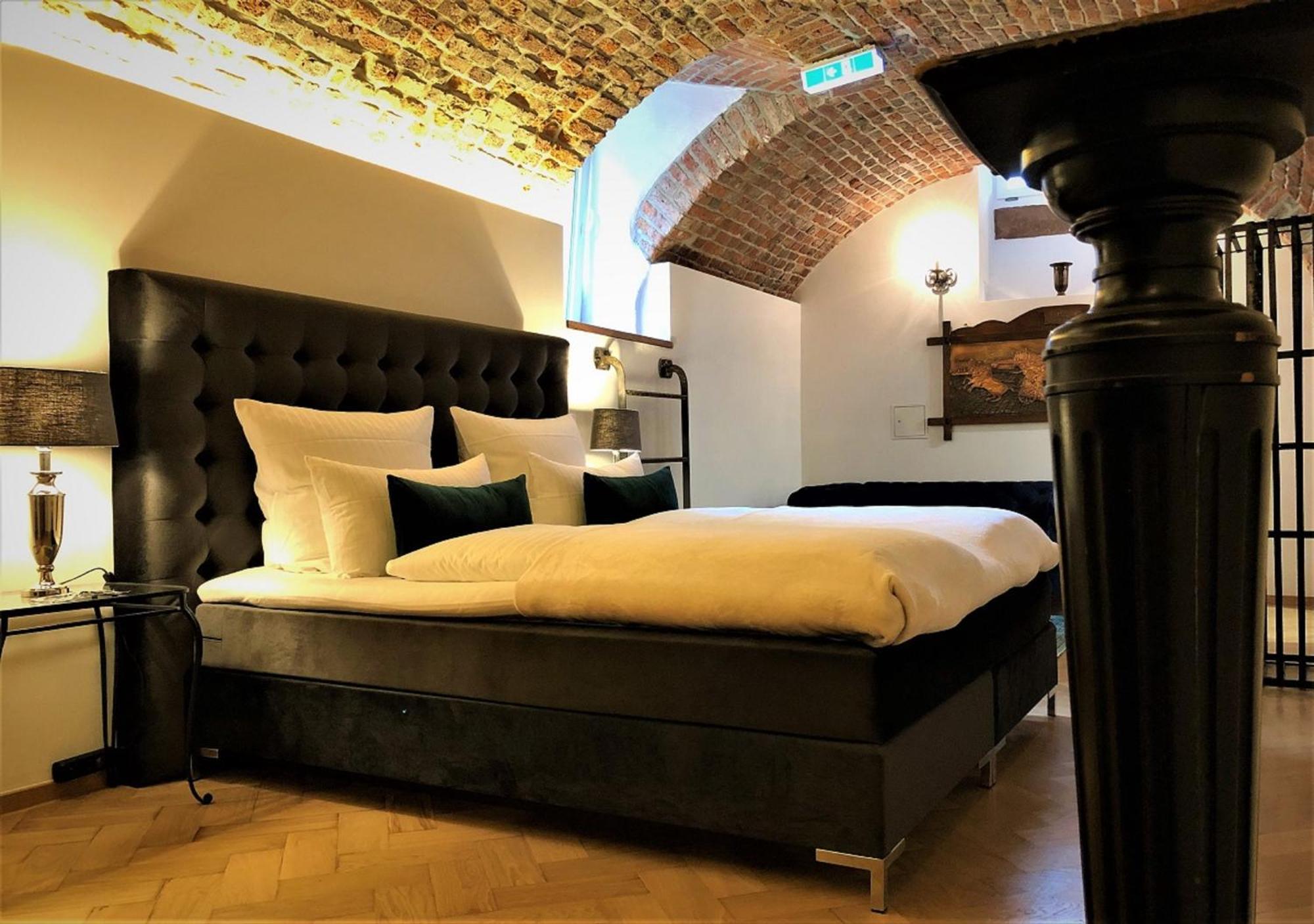 Historical Luxury Homes - Stadtvilla Mit Jacuzzi Und Garten 弗赖堡 外观 照片