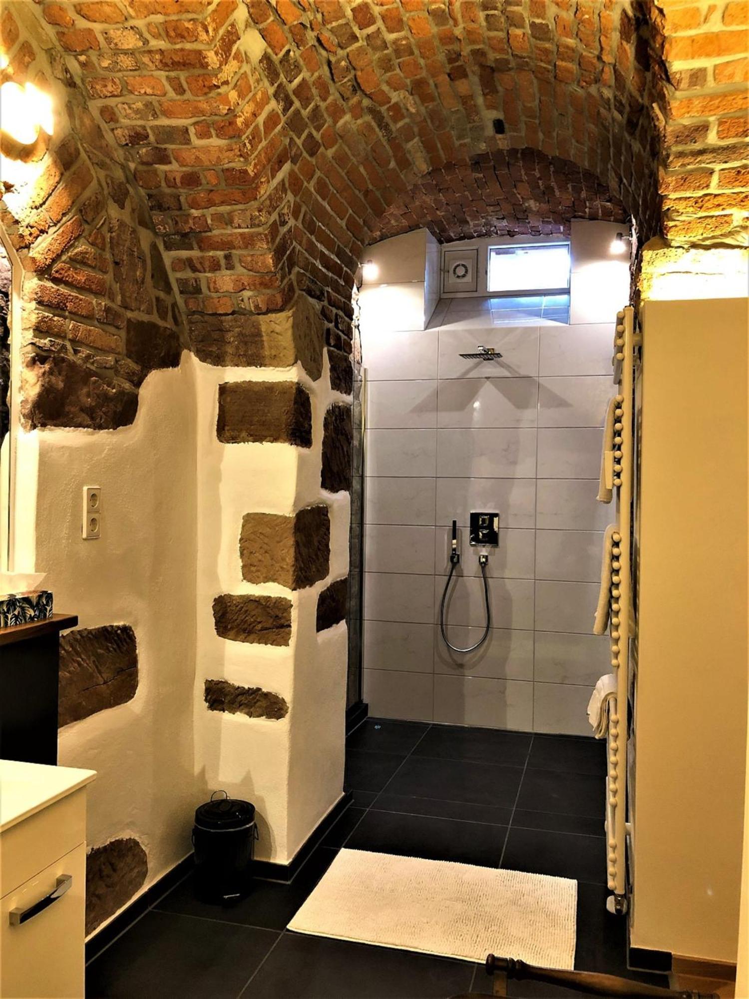 Historical Luxury Homes - Stadtvilla Mit Jacuzzi Und Garten 弗赖堡 外观 照片