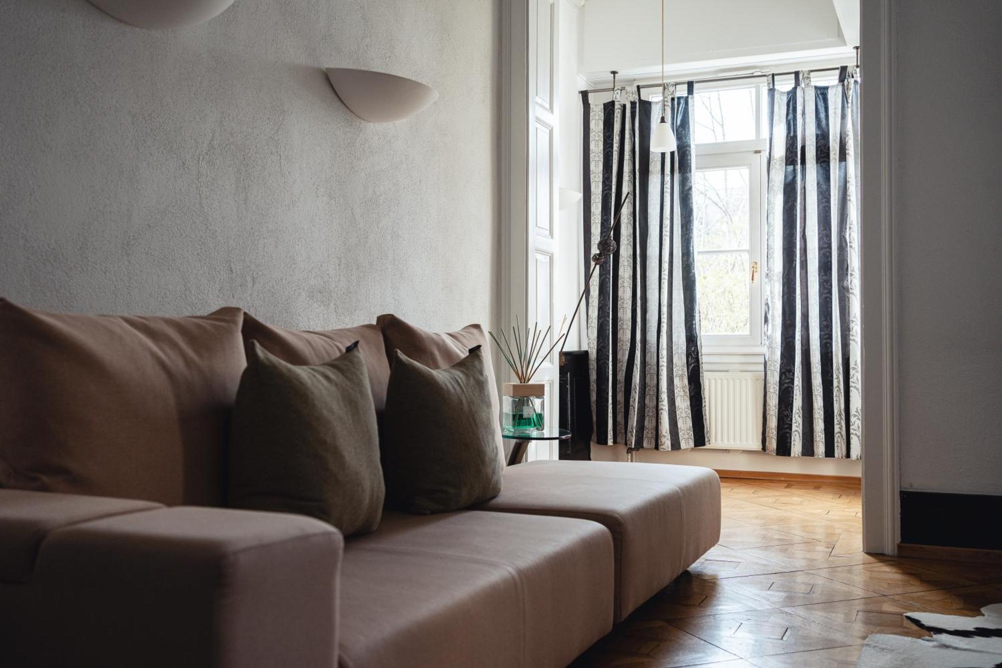 Historical Luxury Homes - Stadtvilla Mit Jacuzzi Und Garten 弗赖堡 外观 照片
