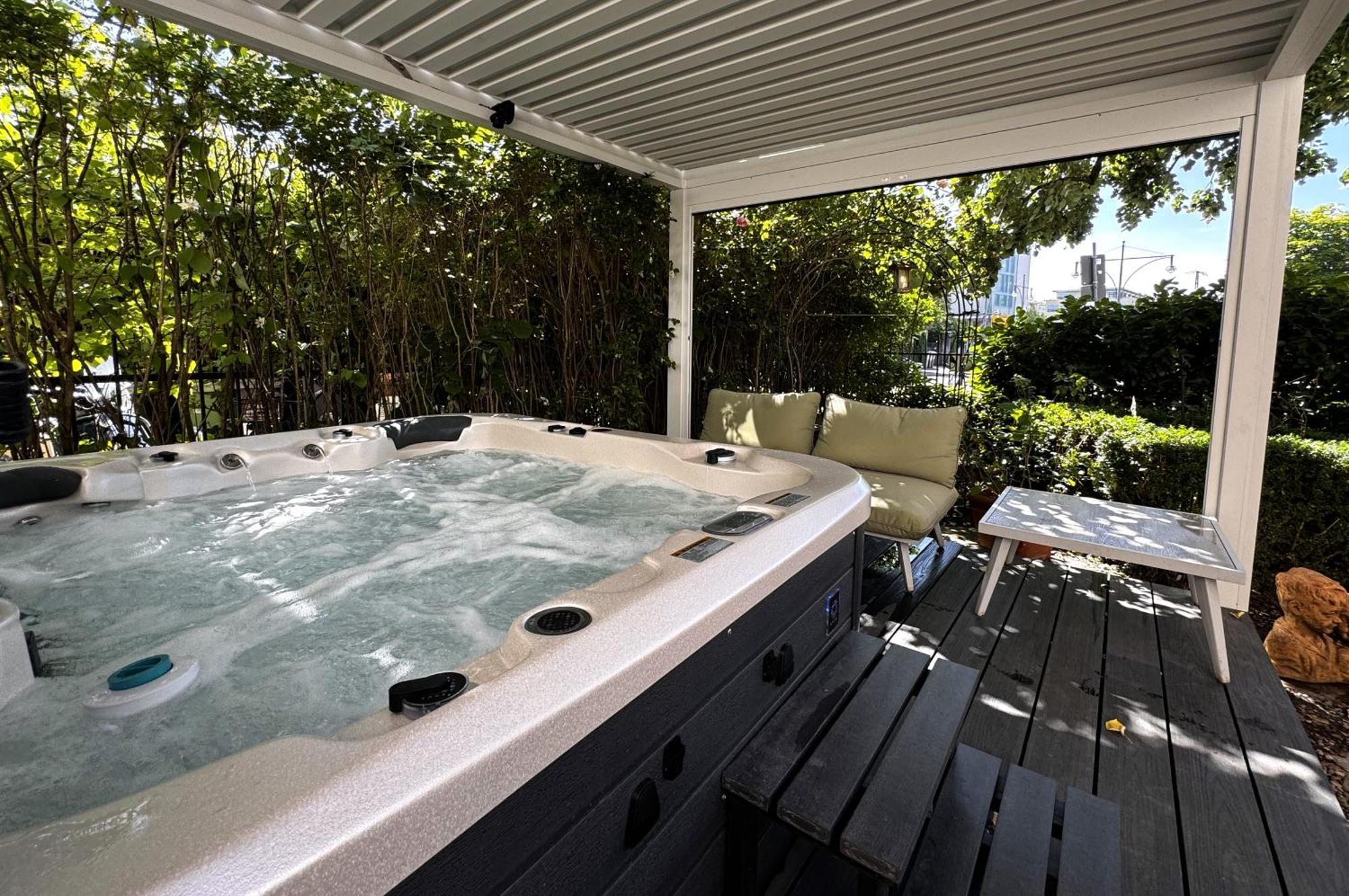 Historical Luxury Homes - Stadtvilla Mit Jacuzzi Und Garten 弗赖堡 外观 照片